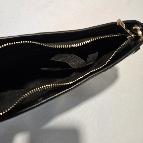 Zara Black Bag with Sleek Design - Picture 11 of 12
